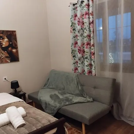 Vagia * Tríkala