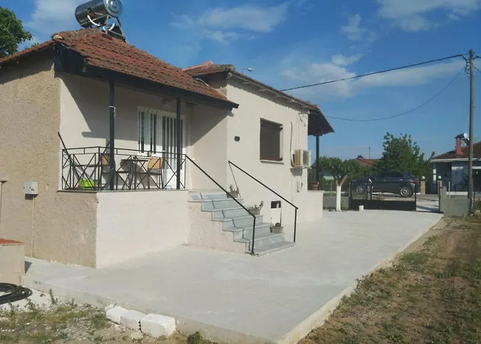 Vagia Vilă Tríkala